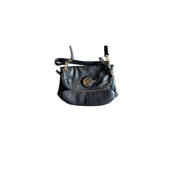 Michael Kors Black Textured Leather Stockard Bag - Picture 6 of 16